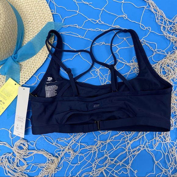 🏝NWT ALL IN MOTION BIKINI TOP - Picture 6 of 9